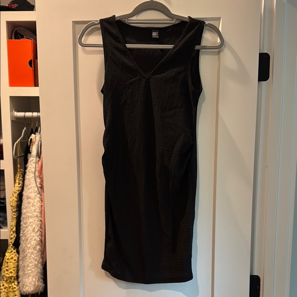 SHEIN Textured Black V-Neck Top